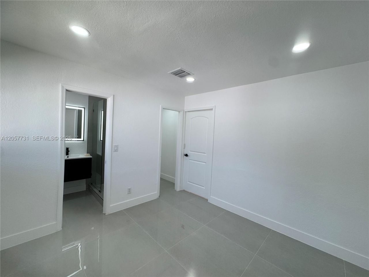 1370 SW 32nd St, Fort Lauderdale, FL 33315 Photo