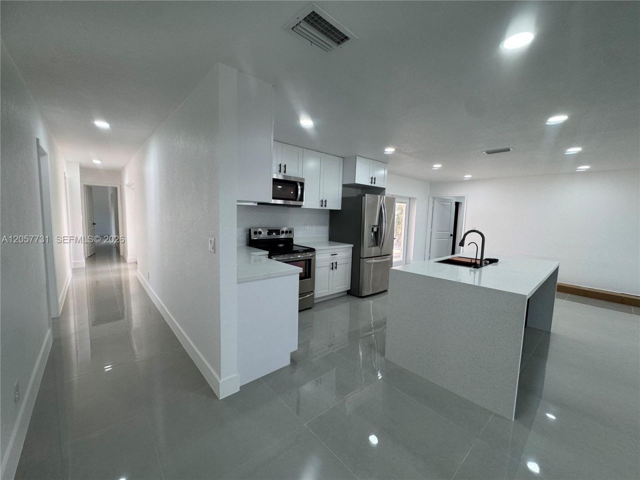 1370 SW 32nd St, Fort Lauderdale, FL 33315 Photo
