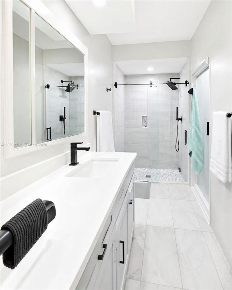 3105 NE 184th St, Unit 7102, Aventura, FL 33160 Photo