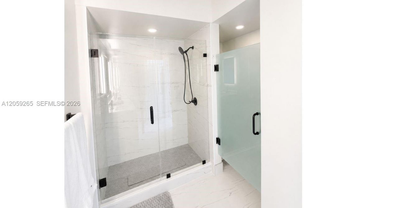 3105 NE 184th St, Unit 7102, Aventura, FL 33160 Photo