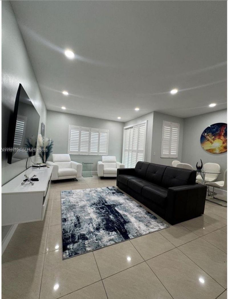 3105 NE 184th St, Unit 7102, Aventura, FL 33160 Photo