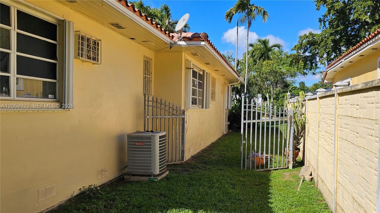 156 NW 88th St , El Portal, FL 33150 Photo