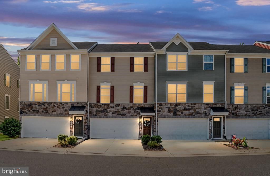 2702 Wheatland Station Way , Fredericksburg, VA 22408 Main Photo