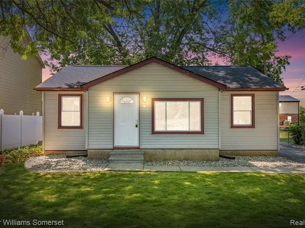 99 Tacoma Drive , Troy, MI 48084
