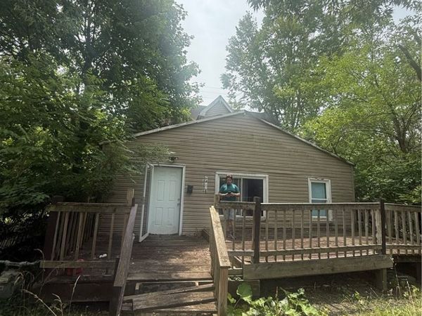 13316 Svec Avenue , Cleveland, OH 44120