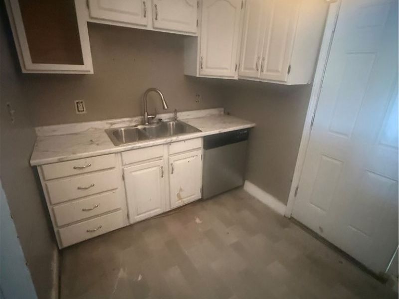 13316 Svec Avenue, Cleveland, OH 44120 Photo 8