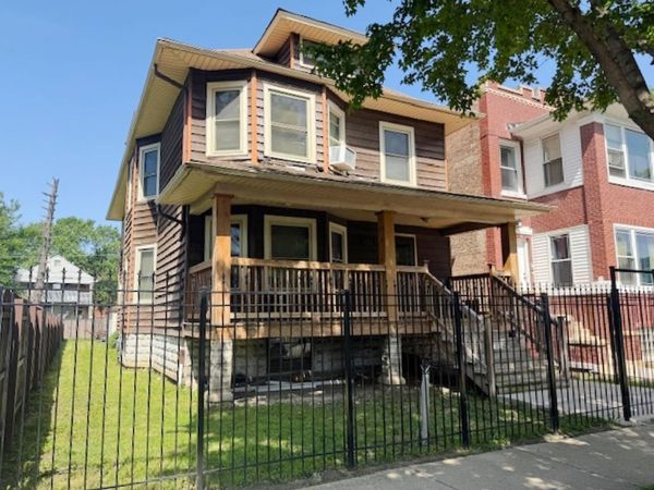 952 N Massasoit Avenue , Chicago, IL 60651