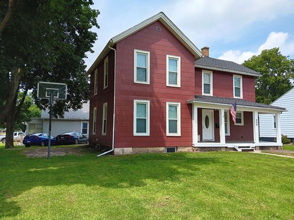 509 S Madison Street, Morrison, IL 61270