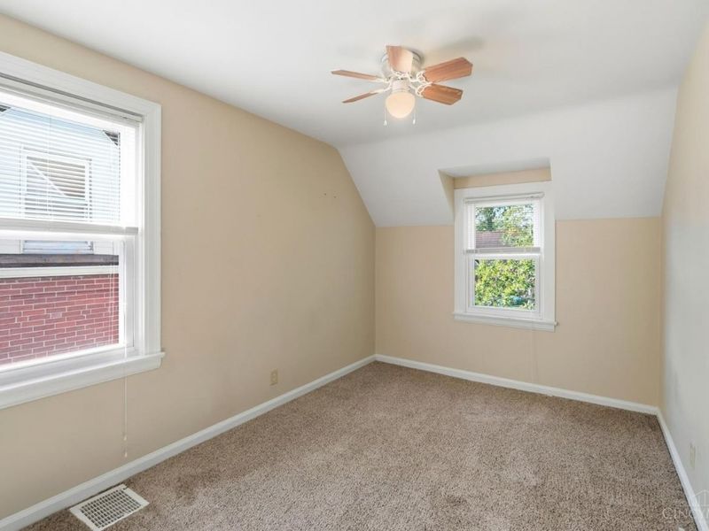 6822 Hurd Avenue, Cincinnati, OH 45227 Photo 21