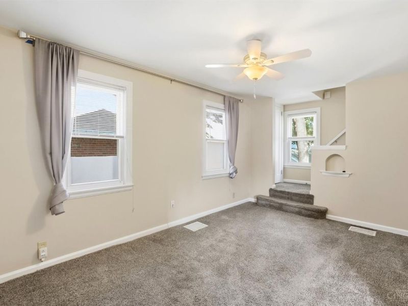 6822 Hurd Avenue, Cincinnati, OH 45227 Photo 6