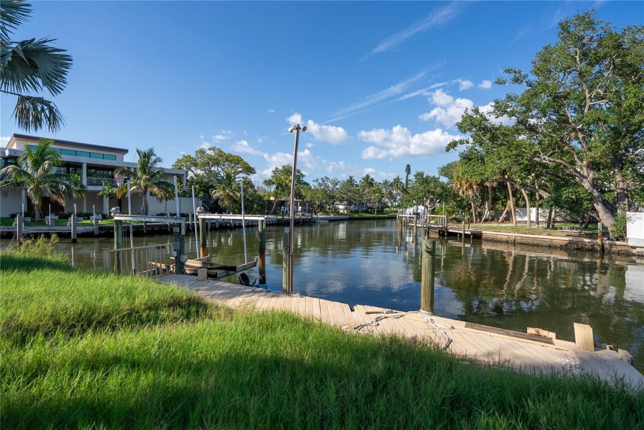 7425 Midnight Pass Road, Sarasota, FL 34242 Photo
