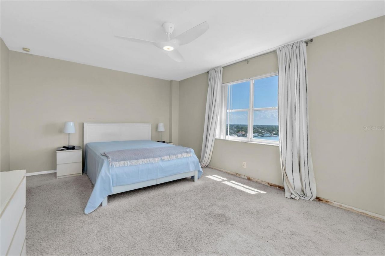 7200 Sunshine Skyway Ln S, Unit 15H, Saint Petersburg, FL 33711 Photo