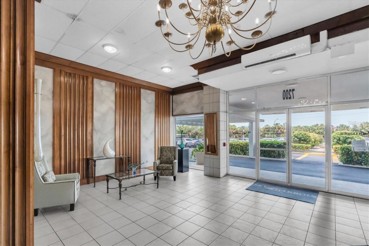 7200 Sunshine Skyway Ln S, Unit 15H, Saint Petersburg, FL 33711 Photo