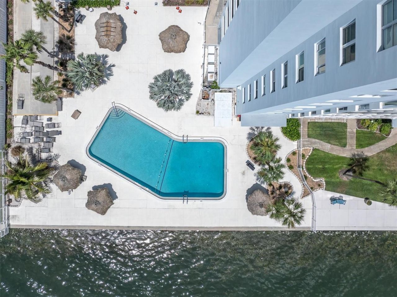 7200 Sunshine Skyway Ln S, Unit 15H, Saint Petersburg, FL 33711 Photo
