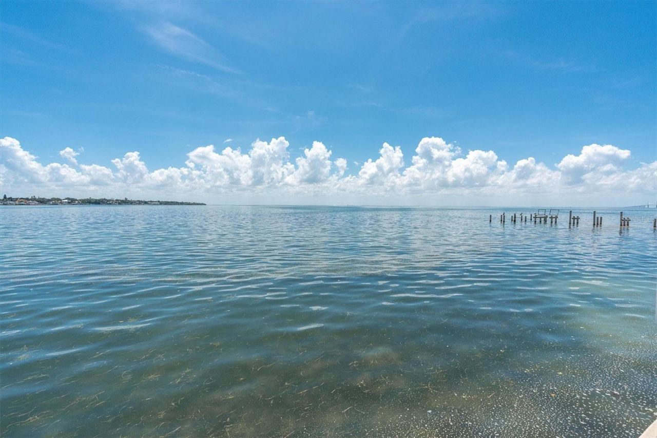 7200 Sunshine Skyway Ln S, Unit 15H, Saint Petersburg, FL 33711 Photo