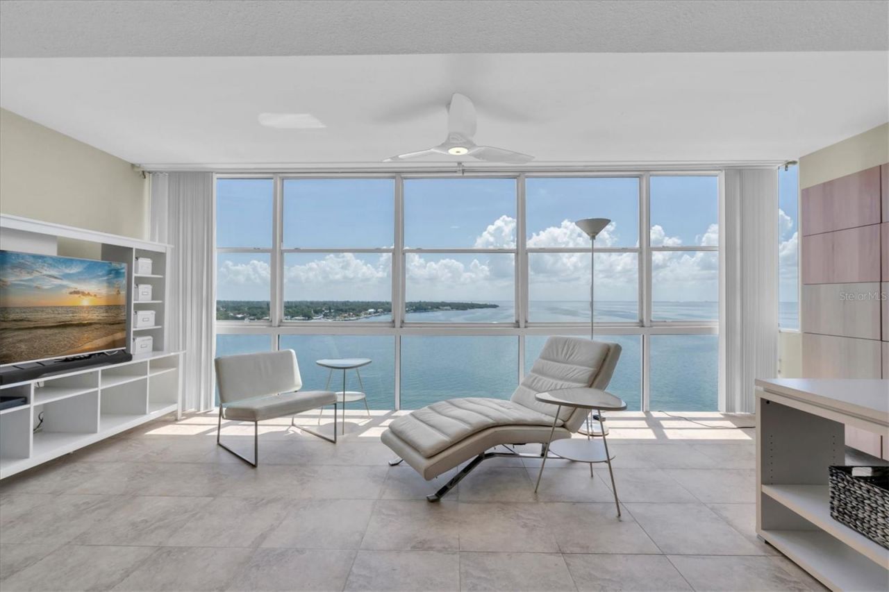 7200 Sunshine Skyway Ln S, Unit 15H, Saint Petersburg, FL 33711 Photo