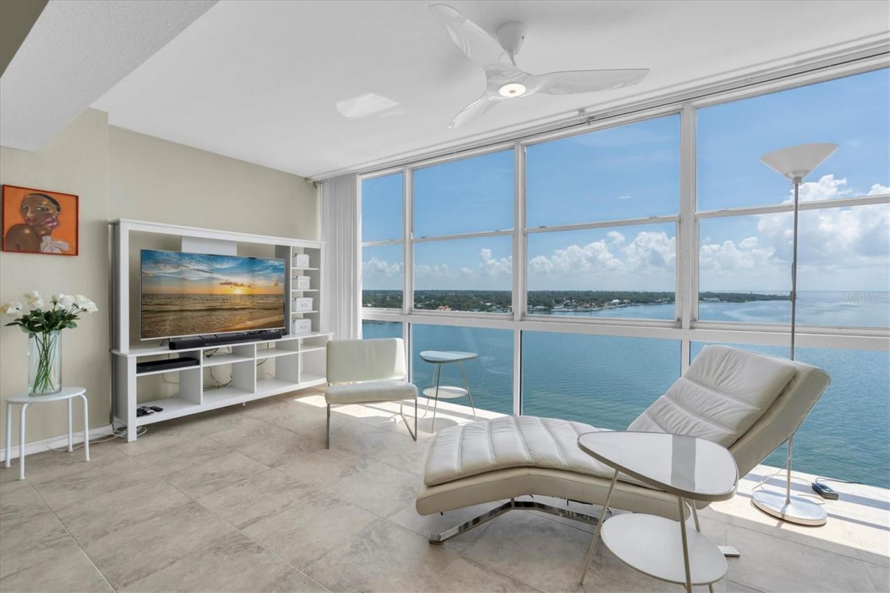 7200 Sunshine Skyway Ln S, Unit 15H, Saint Petersburg, FL 33711 Photo
