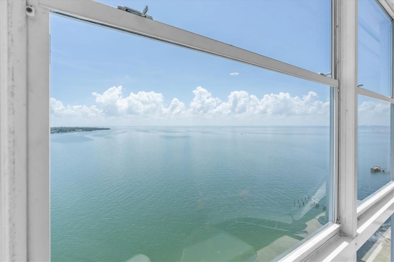 7200 Sunshine Skyway Ln S, Unit 15H, Saint Petersburg, FL 33711 Photo