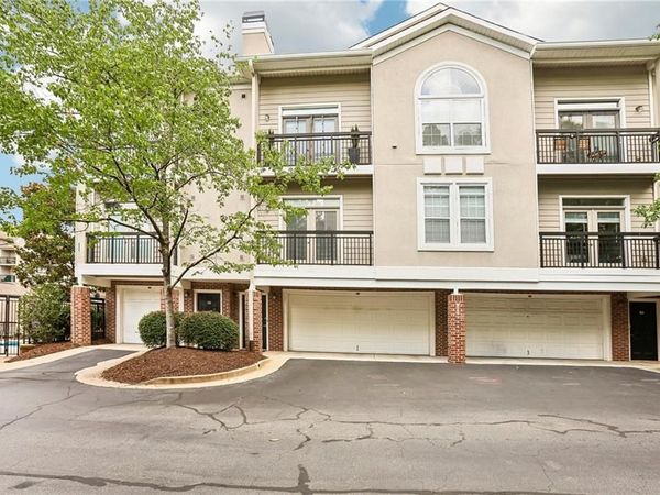 4246 River Green Drive NW, Unit 210, Atlanta, GA 30327