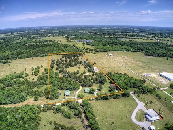 4126 County Road 4111 , Campbell, TX 75422