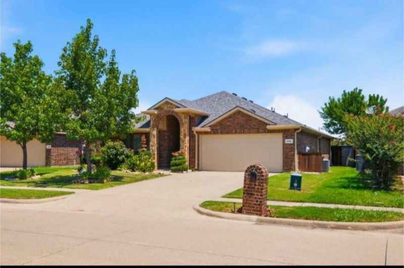 125 Meadow Crest Drive, Princeton, TX 75407 Main Photo