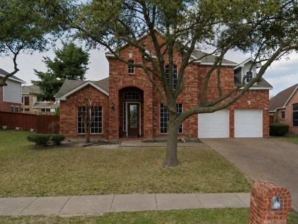 1005 Raspberry Lane, DeSoto, TX 75115