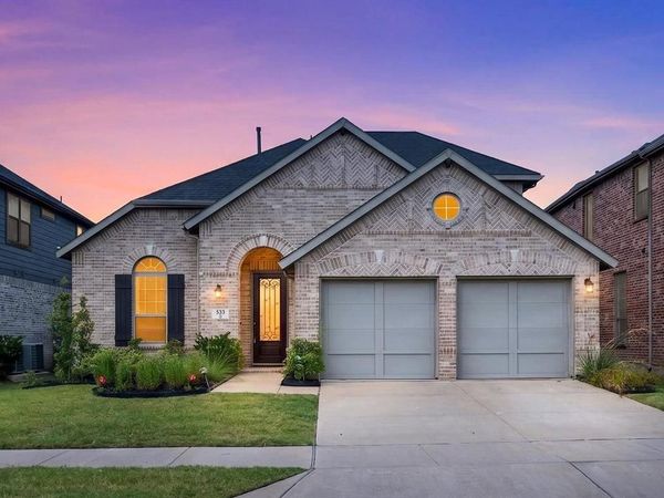 533 Cedarwood Street , Little Elm, TX 76227