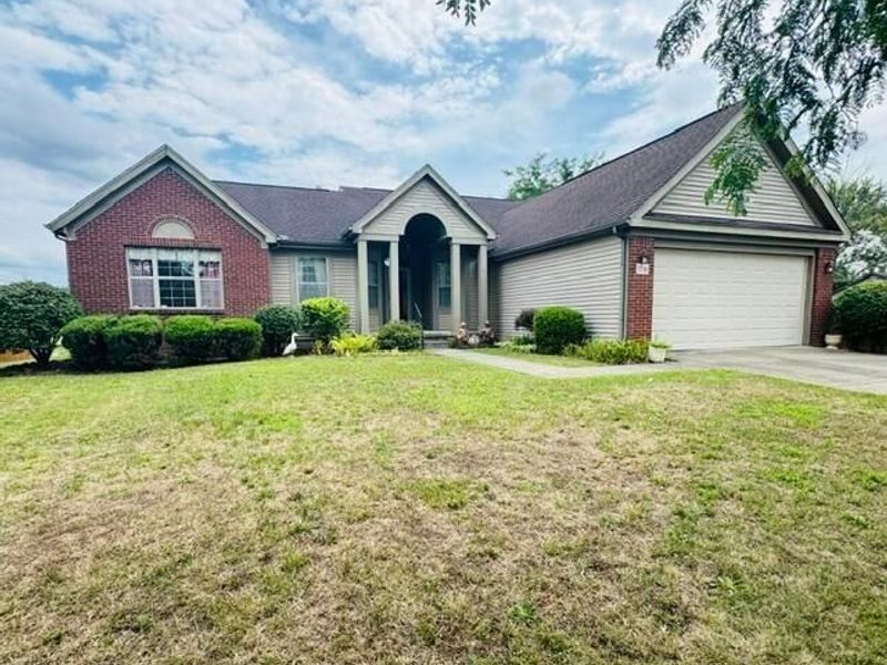 1716 Fern Trail Drive , Lancaster, OH 43130 Photo 1