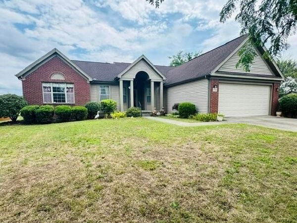 1716 Fern Trail Drive , Lancaster, OH 43130
