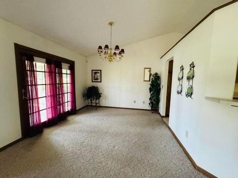1716 Fern Trail Drive , Lancaster, OH 43130 Photo 12