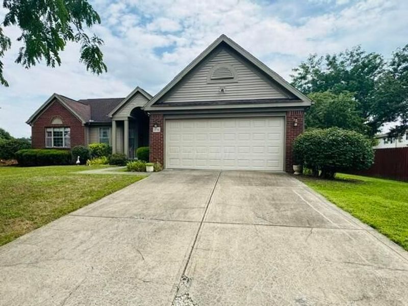 1716 Fern Trail Drive , Lancaster, OH 43130 Photo 3