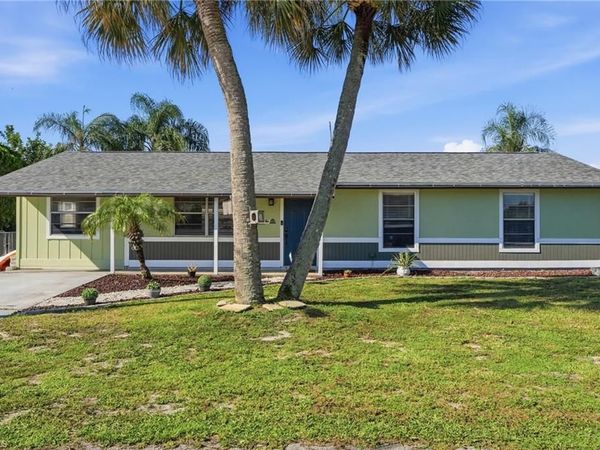 19368 Coraltree CT, LEHIGH ACRES, FL 33936