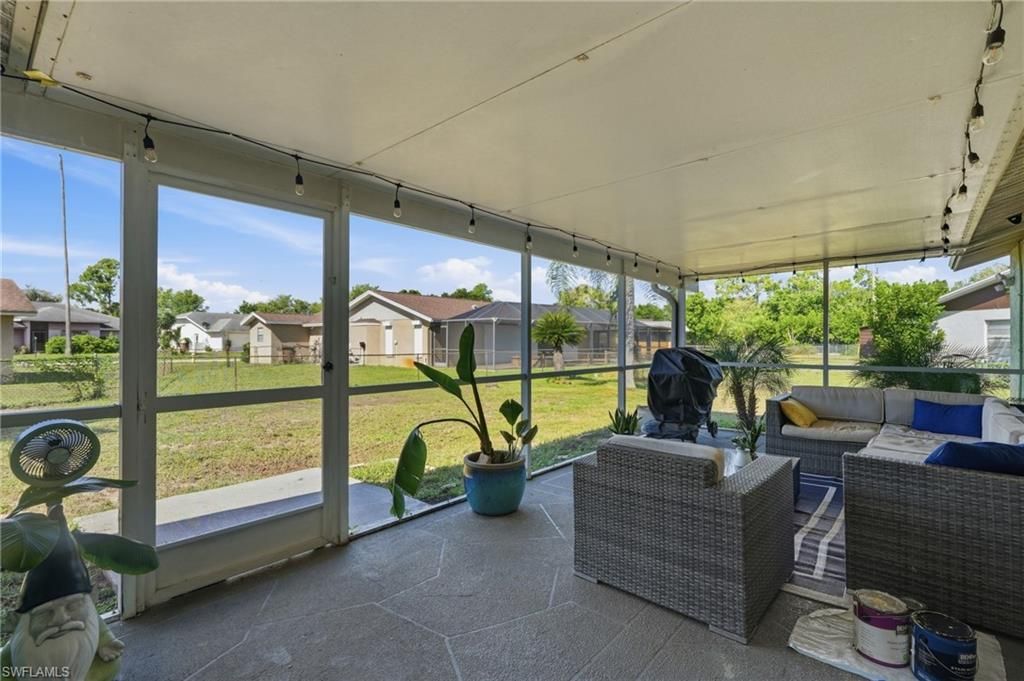 19368 Coraltree Ct, Lehigh Acres, FL 33936 Photo