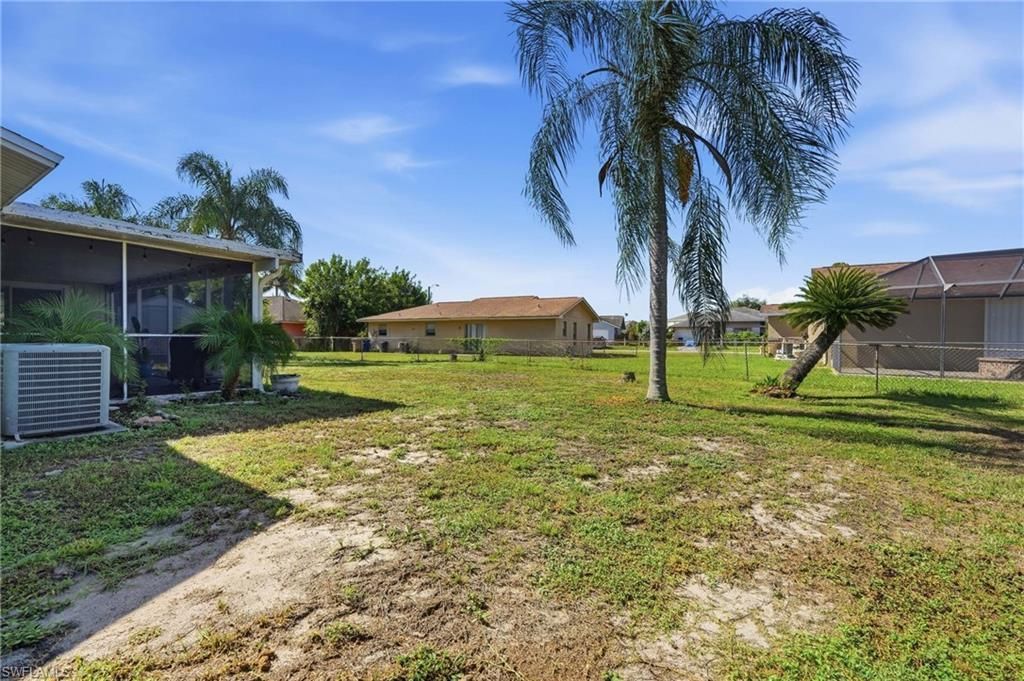 19368 Coraltree Ct, Lehigh Acres, FL 33936 Photo