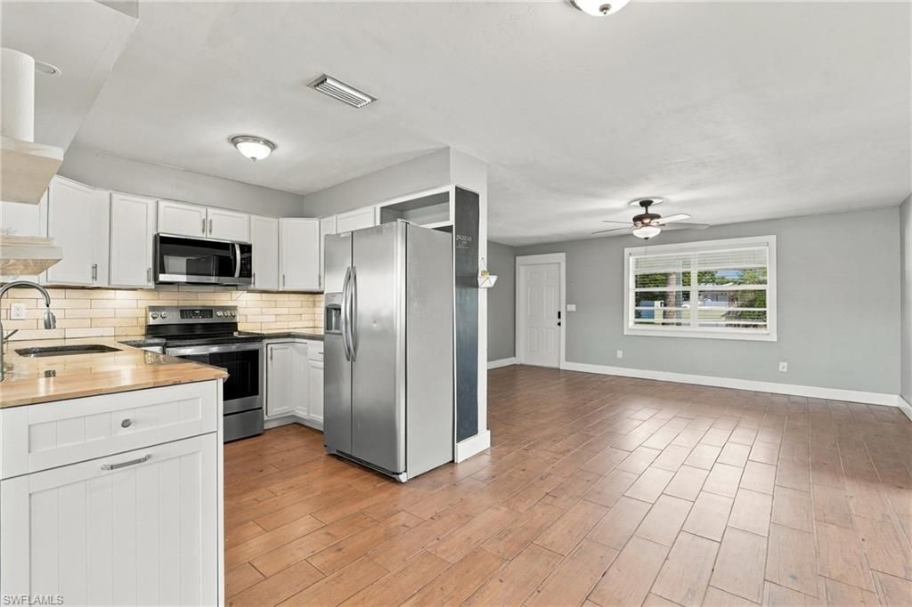 19368 Coraltree Ct, Lehigh Acres, FL 33936 Photo