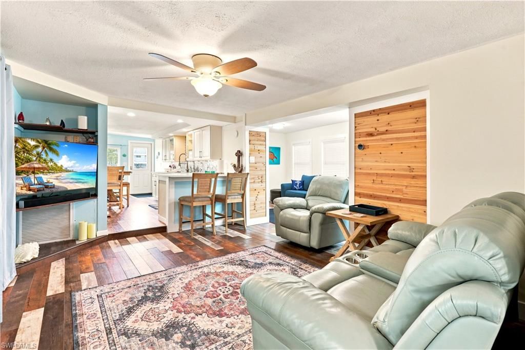 3827 Coconut Dr, Saint James City, FL 33956 Photo