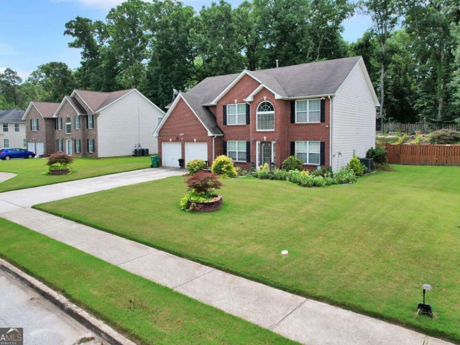 Property Image 4