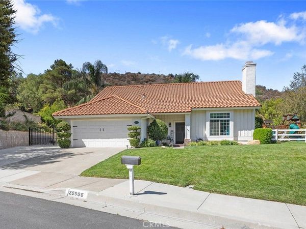 20906 Susan Carole Drive, Saugus, CA 91350