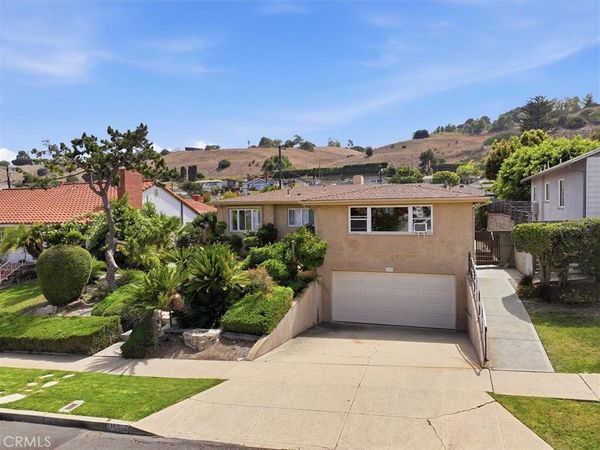 1027 S Malgren, San Pedro, CA 90732