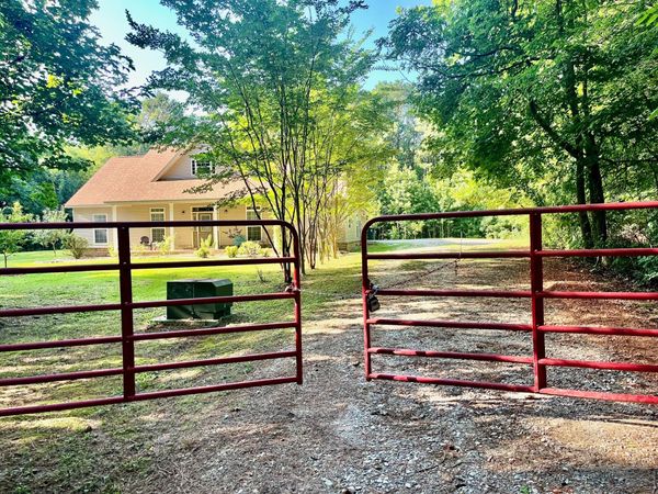 1408 Shady Grove Road , Russellville, AL 35653