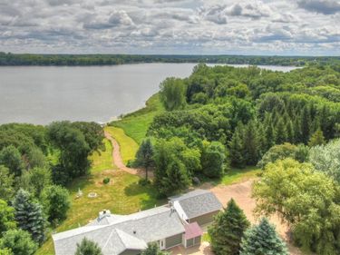 8900 Ingram Avenue SW, Howard Lake, MN 55349