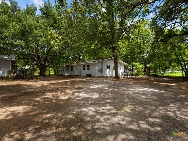 761 Whippoorwill Drive , Unit B, Canyon Lake, TX 78133