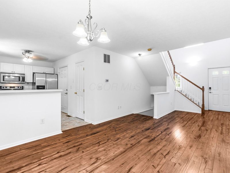 1113 Green Knoll Drive , Westerville, OH 43081 Photo 10