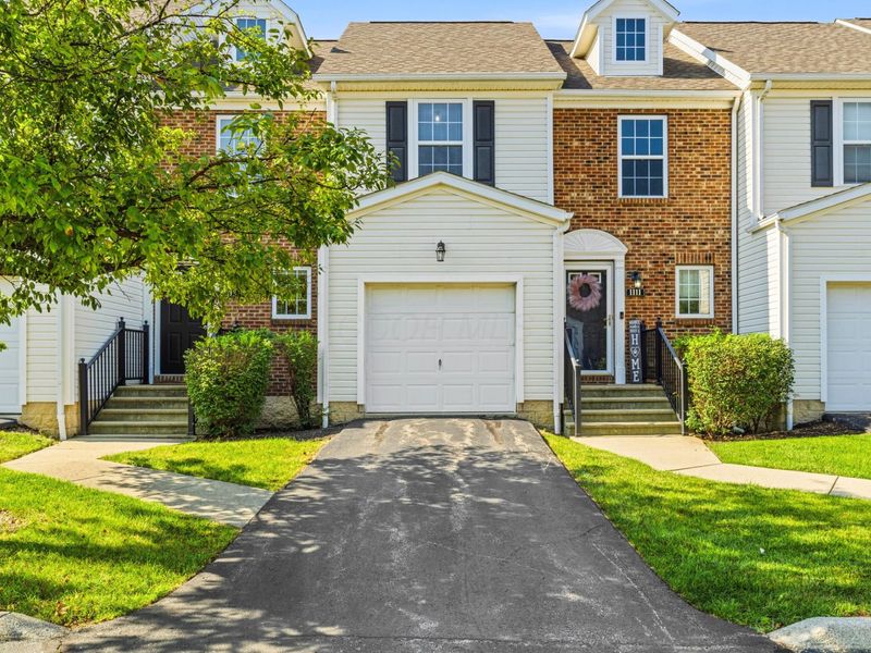 1113 Green Knoll Drive , Westerville, OH 43081 Photo 2