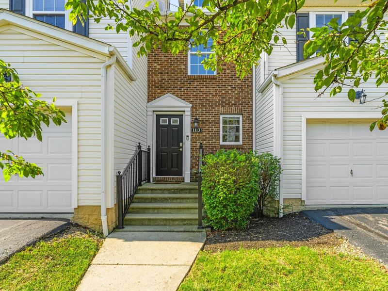 1113 Green Knoll Drive , Westerville, OH 43081 Photo 3