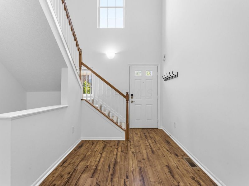 1113 Green Knoll Drive , Westerville, OH 43081 Photo 7