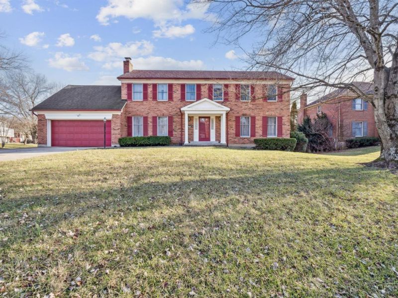 7489 Fitzroy Court, West Chester, OH 45241 Photo 1