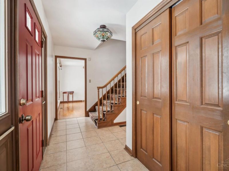 7489 Fitzroy Court, West Chester, OH 45241 Photo 5