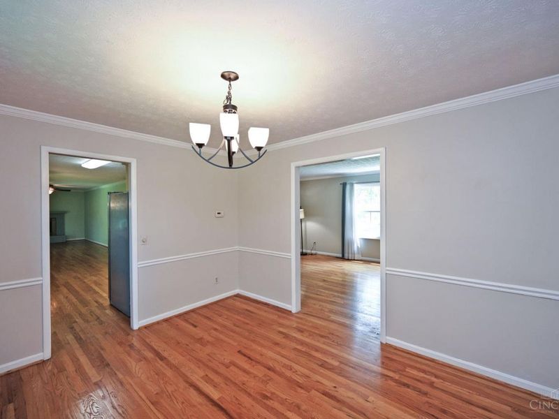 1819 Windhill Terrace, Cincinnati, OH 45255 Photo 10