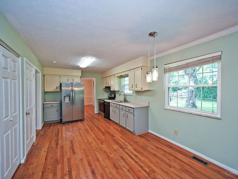 1819 Windhill Terrace, Cincinnati, OH 45255 Photo 16